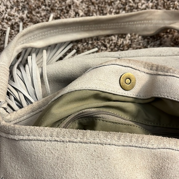 Genuine leather Margot Fringe hobo bag - Picture 6 of 9